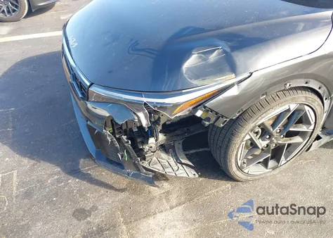 2025 Kia K4 Gt-Line из США, поврежденный, VIN 3KPFW4DE1SE123807